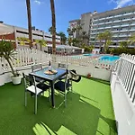 Tropical Terraza A La Piscina * Playa del Inglés