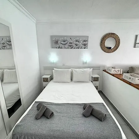 Tropical Terraza A La Piscina Appartement *