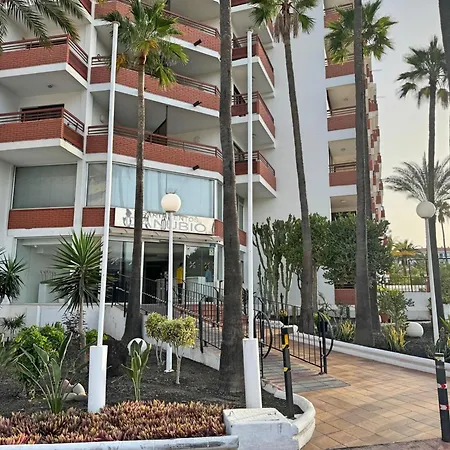 Tropical Terraza A La Piscina Апартаменти