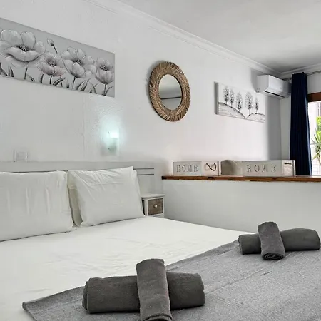 Tropical Terraza A La Piscina פלאייה דל אינגלז